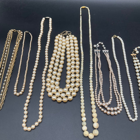 Vintage Faux Pearl Costume Jewelry Lot of 8 Necklaces Multi Strand Graduated