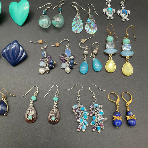 Vintage & Modern Boho Jewelry Lot 20 Pairs Earrings Abalone Lapis Glass Beaded