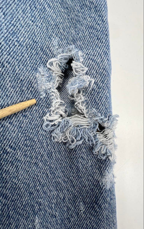 Vintage 90s Levi's 545 Loose Fit Light Wash Jeans Distressed Thrashed Sz 36x34