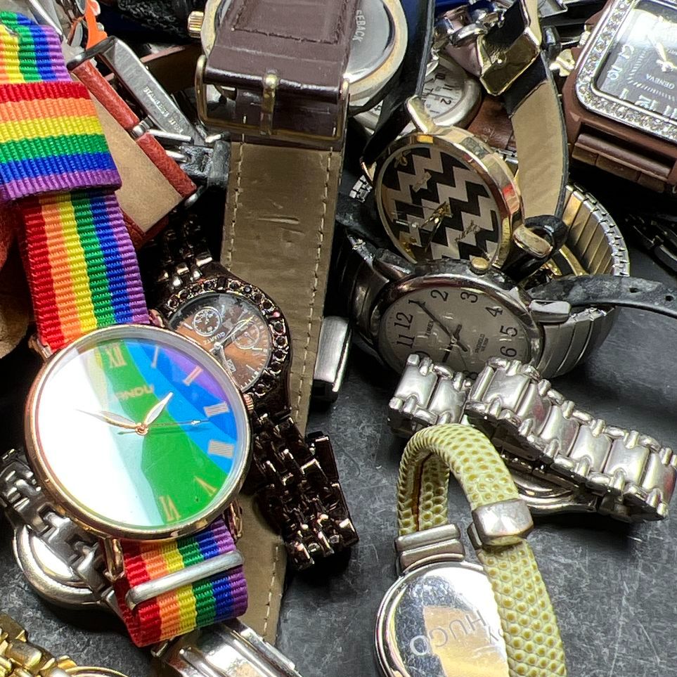 Assorted Styles Analog Watches Lot for Parts or Repair