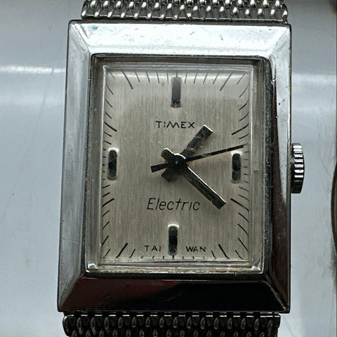 Vintage Timex Watch Lot of 4 Electric and Quartz Mesh Leather Wristwatches