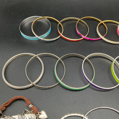 Eclectic Costume Jewelry Bracelet Lot 30pc Bangles Beaded Chain Shell Boho Style