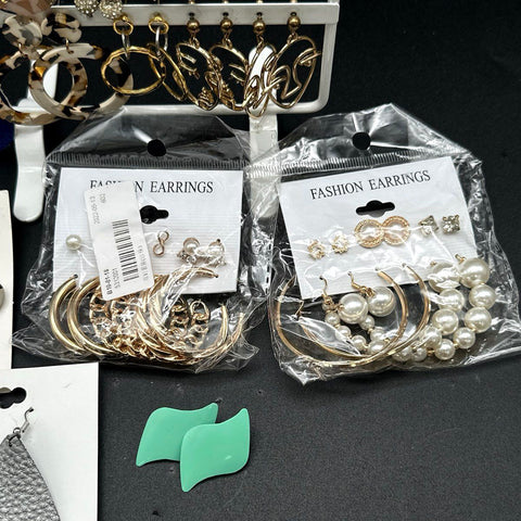 Fashion Earrings Jewelry Lot Mixed Styles Hoops Dangles Studs Acrylic 25+ Pairs