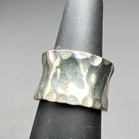 925 Sterling Silver Hammered Ring Size 7 10.52g