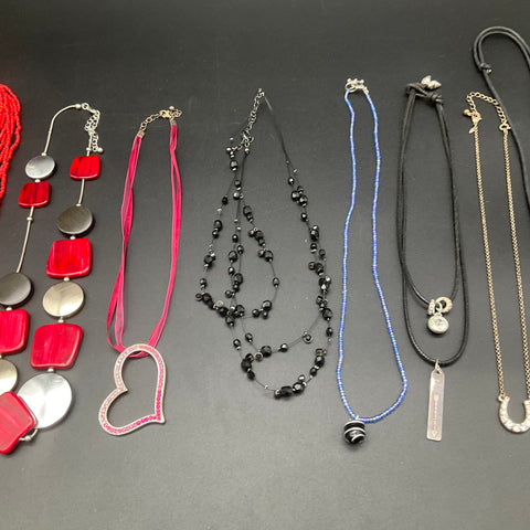 Fashion Costume Jewelry Lot 10 Necklaces Statement Beaded Cord Heart Horseshoe