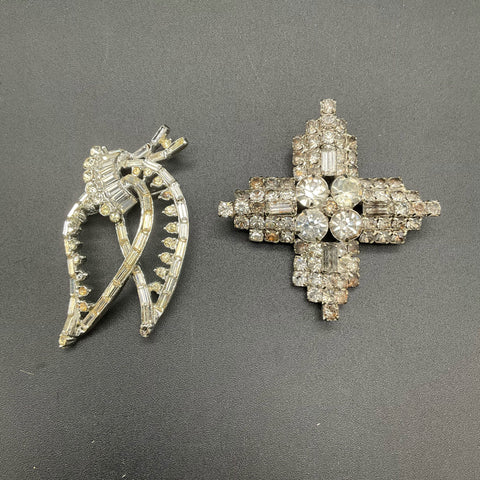 Vintage Brooches Jewelry Lot of 11 Rhinestone Enamel Floral Gold Silver Tone