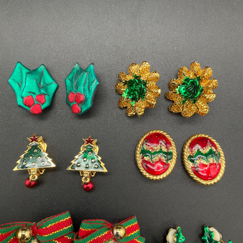 Vintage Holiday Jewelry Lot 8 Pairs Clip On Earrings Christmas Thanksgiving