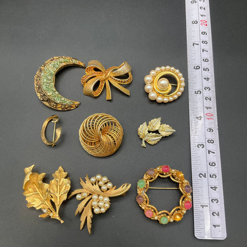 Vintage Costume Jewelry Lot of 9 Gold Tone Brooches Floral Leaf Bow Faux Pearl