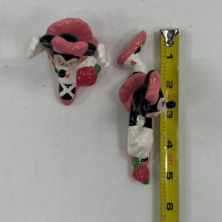 Vintage Disney Minnie Mouse Ceramic Salt & Pepper Shakers Lot of 2 Pink
