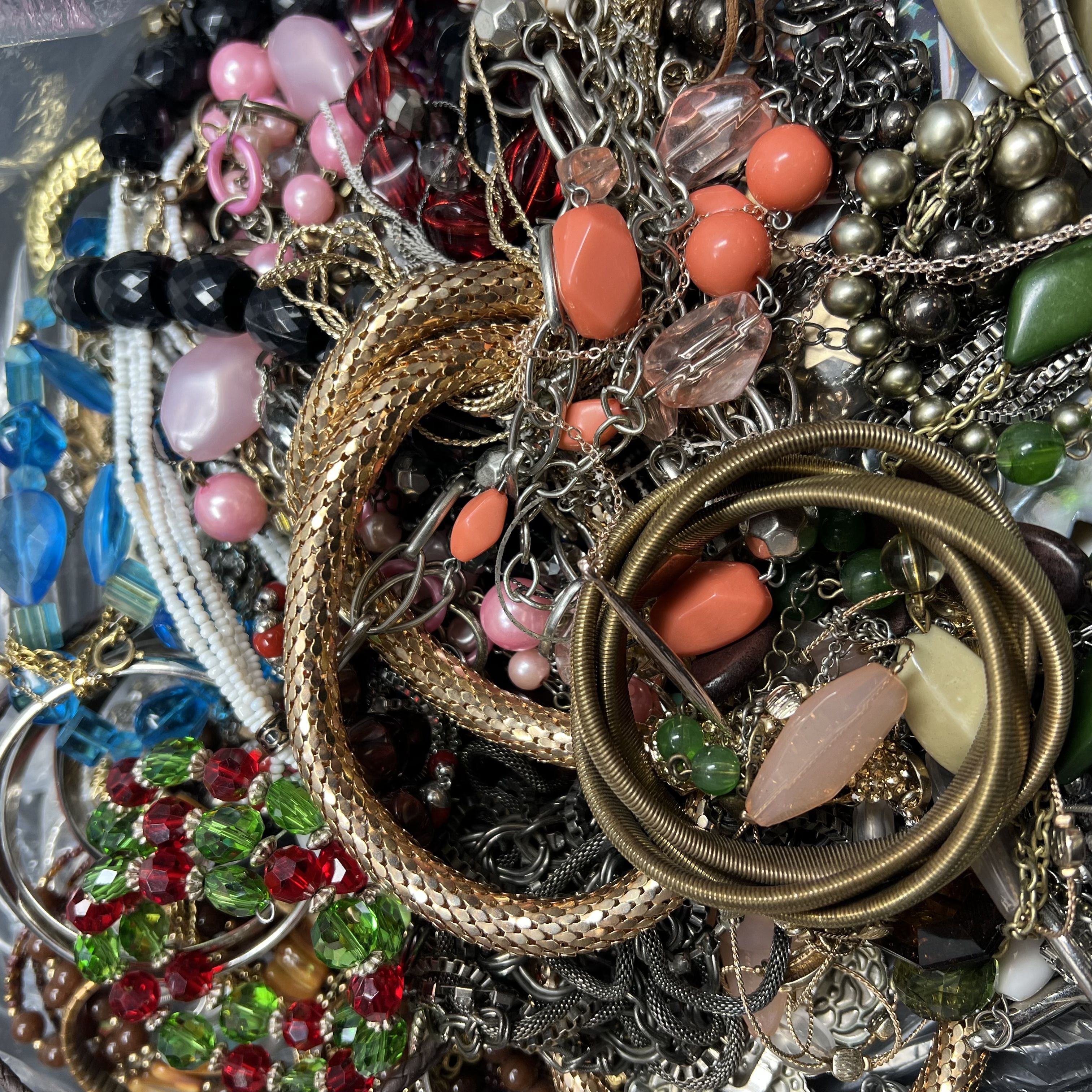 5LB Wearable Costume Jewelry Mixed Items Bag