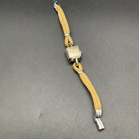 Vintage Mid-Century Cyma Deluxe Ladies Watch Swiss 15 Jewels 16.7mm