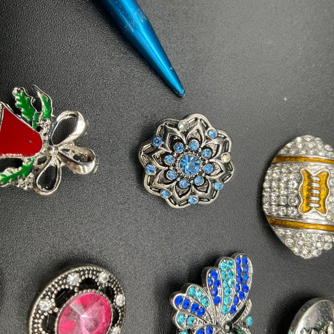 Stretch Ring with 40 Interchangeable Snap Charms Jewelry Lot Watch Ladybug