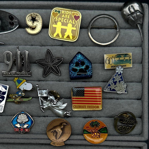 Lapel Pin Lot Vintage Non Precious Metal 70 Pieces Patriotic Military Themes