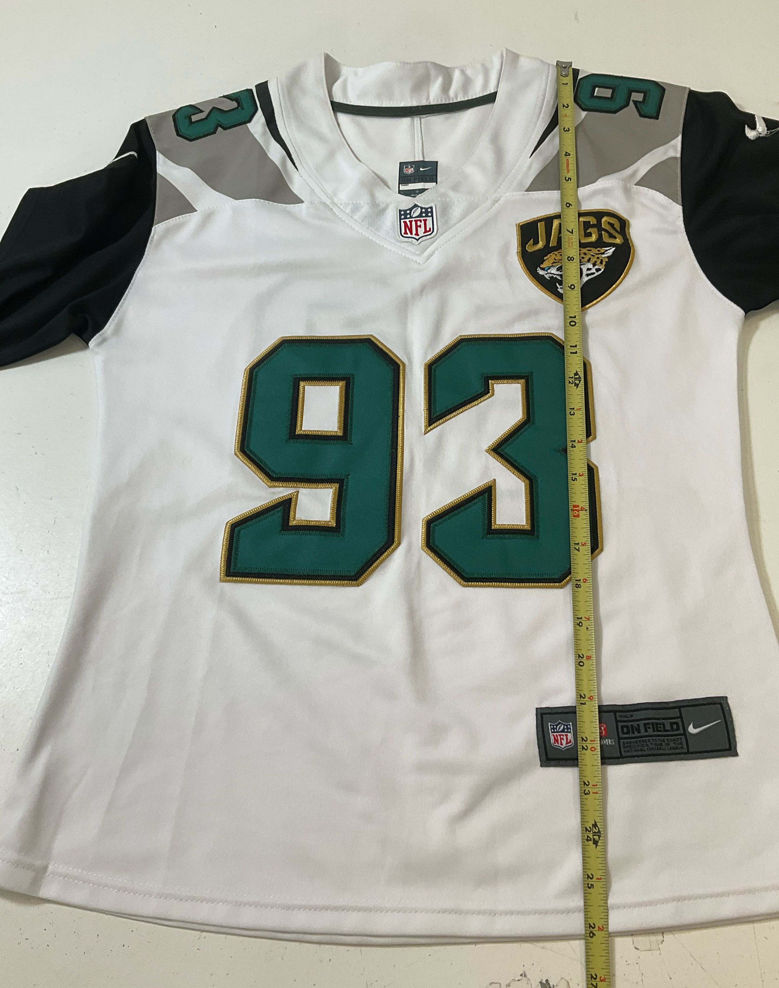 Nike Jacksonville Jaguars Tyson Campbell 93 White Jersey Youth Size Large