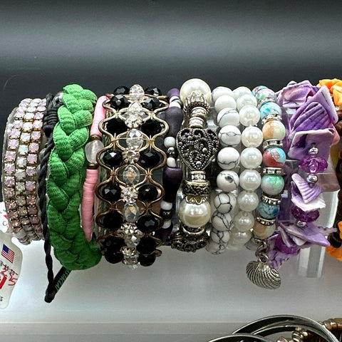 Rastaclat Claire's Modern Fashion Jewelry Lot 25 Beaded Charm Bangle Bracelets