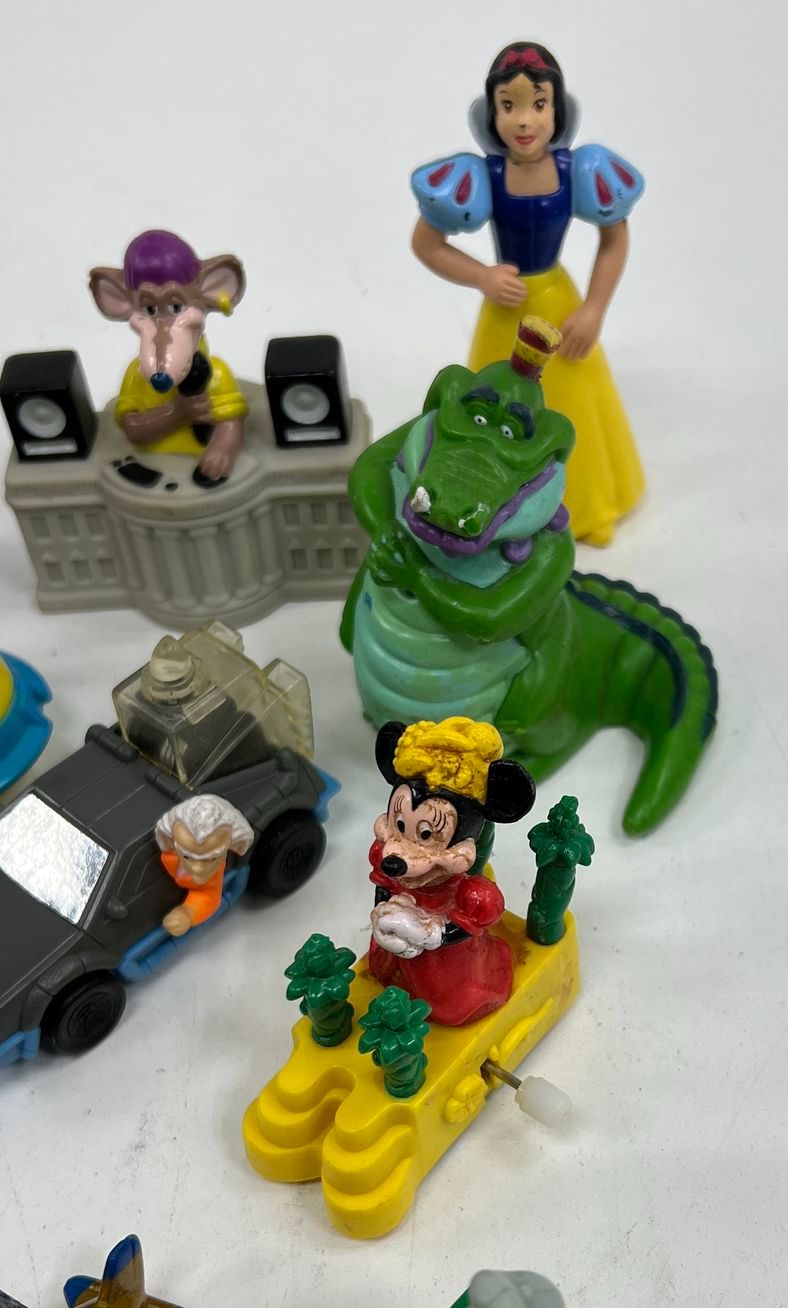 Vintage 90s Toy Figure Lot 30+ Disney Mario BTTF Superman Fast Food Premiums