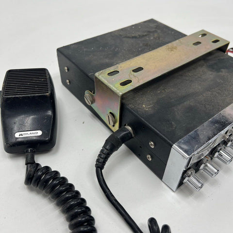 Vintage Midland 13-883B CB Radio Transceiver With Microphone & Bracket 1976