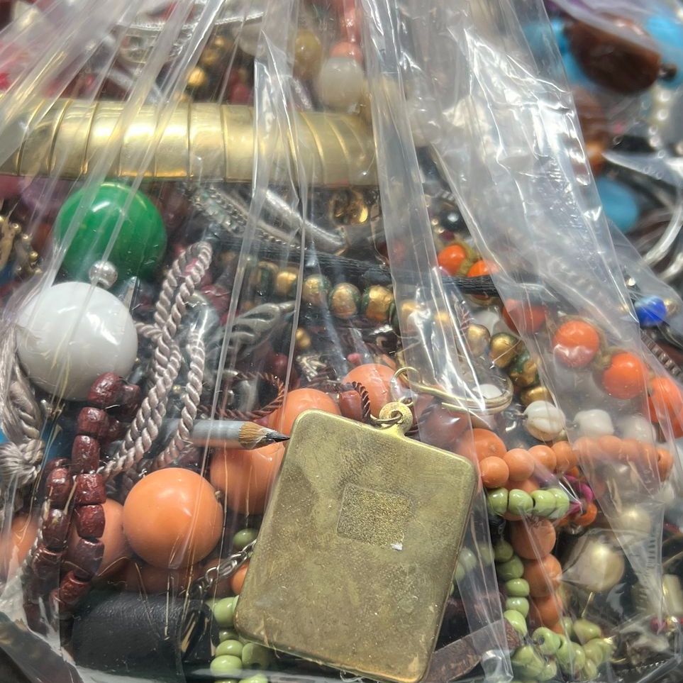 5 Lbs Costume Jewelry Grab Bag