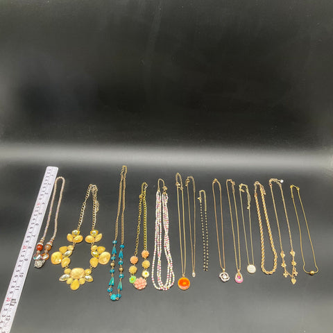 Mixed Fashion Costume Jewelry Lot 0.46 Lbs Necklaces Gold Tone Beaded Pendants