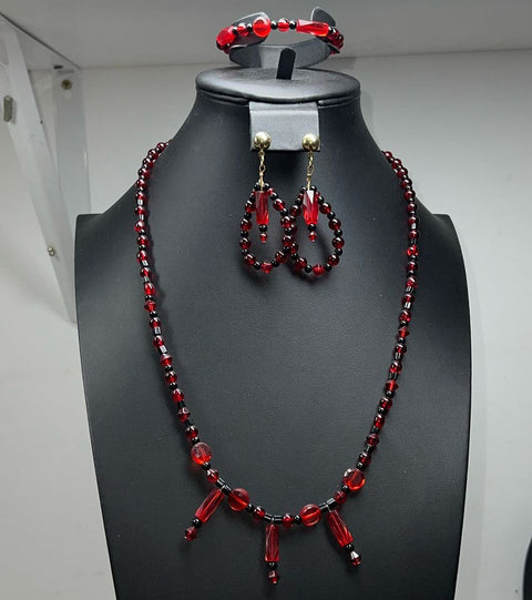 Red & Black Glass Beaded Bracelet Earrings Necklace Set
