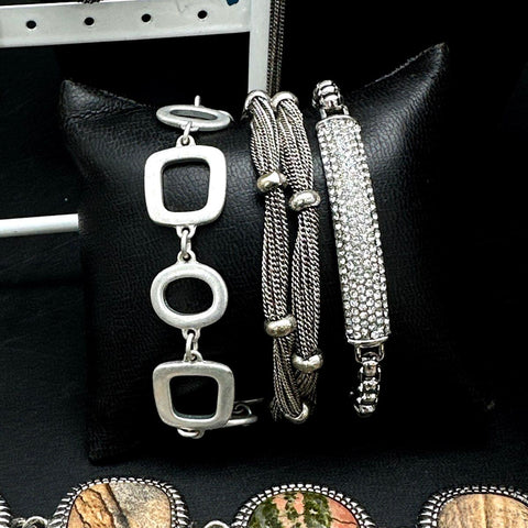 Fashion Costume Jewelry Lot Silver Gold Tone Necklaces Earrings Bracelets 22pc