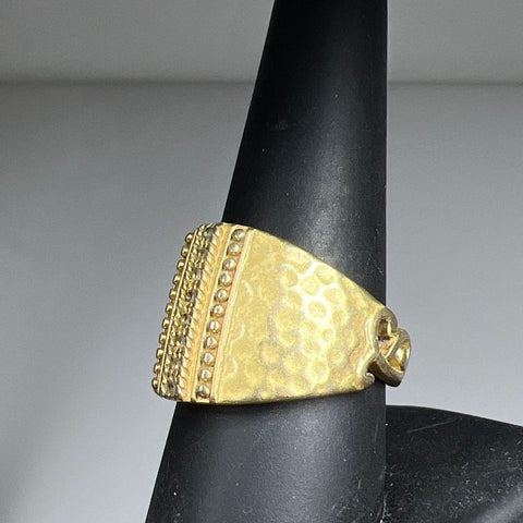 Kiam Family Gold tone Stone Accent Ring Size 8 6.01g
