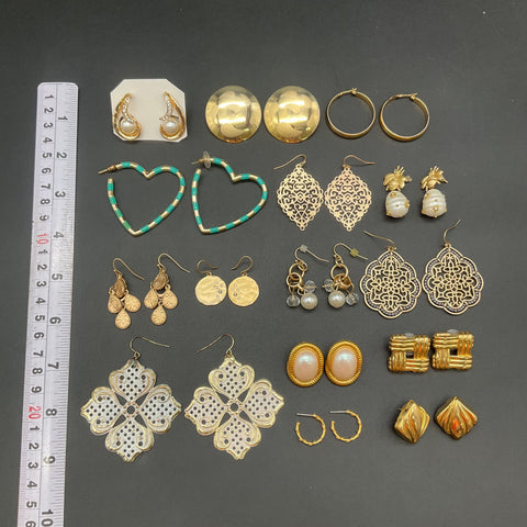 Vintage Gold Tone Costume Jewelry Lot of 15 Pairs Filigree Pearl Earrings