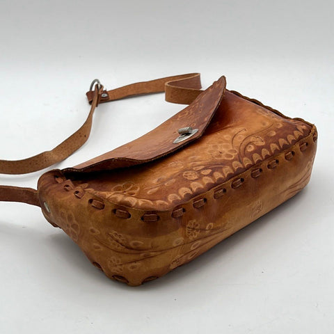 Vintage 70s Hand Tooled Leather Floral Hummingbird Crossbody Shoulder Bag Tan