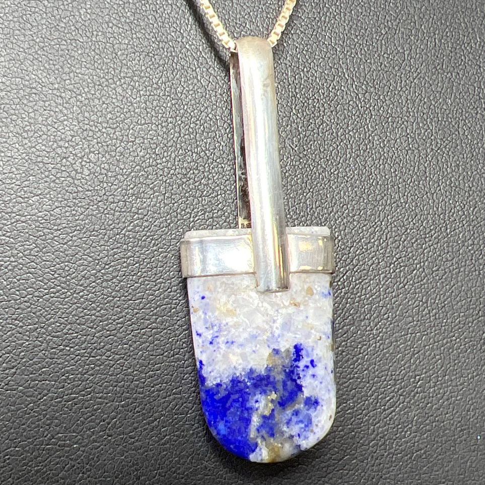 Sterling Silver Sodalite Pendant Necklace 14g