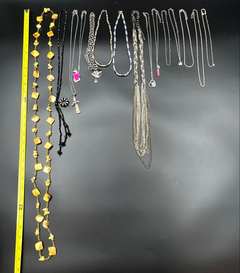Fashion Costume Jewelry Necklace Lot of 17 Beaded Chain Pendant Y2K Contemporary