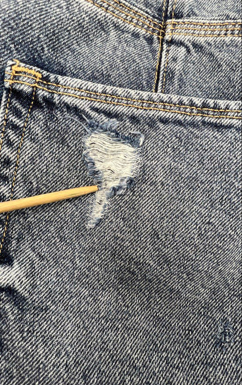 Good American Women's Good '90s Jeans Indigo Distressed Baggy Raw Hem NWT Sz 18