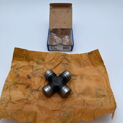 Precision Super Strength U-Joint Lot 371 377 Federal Mogul Heavy Duty NIB
