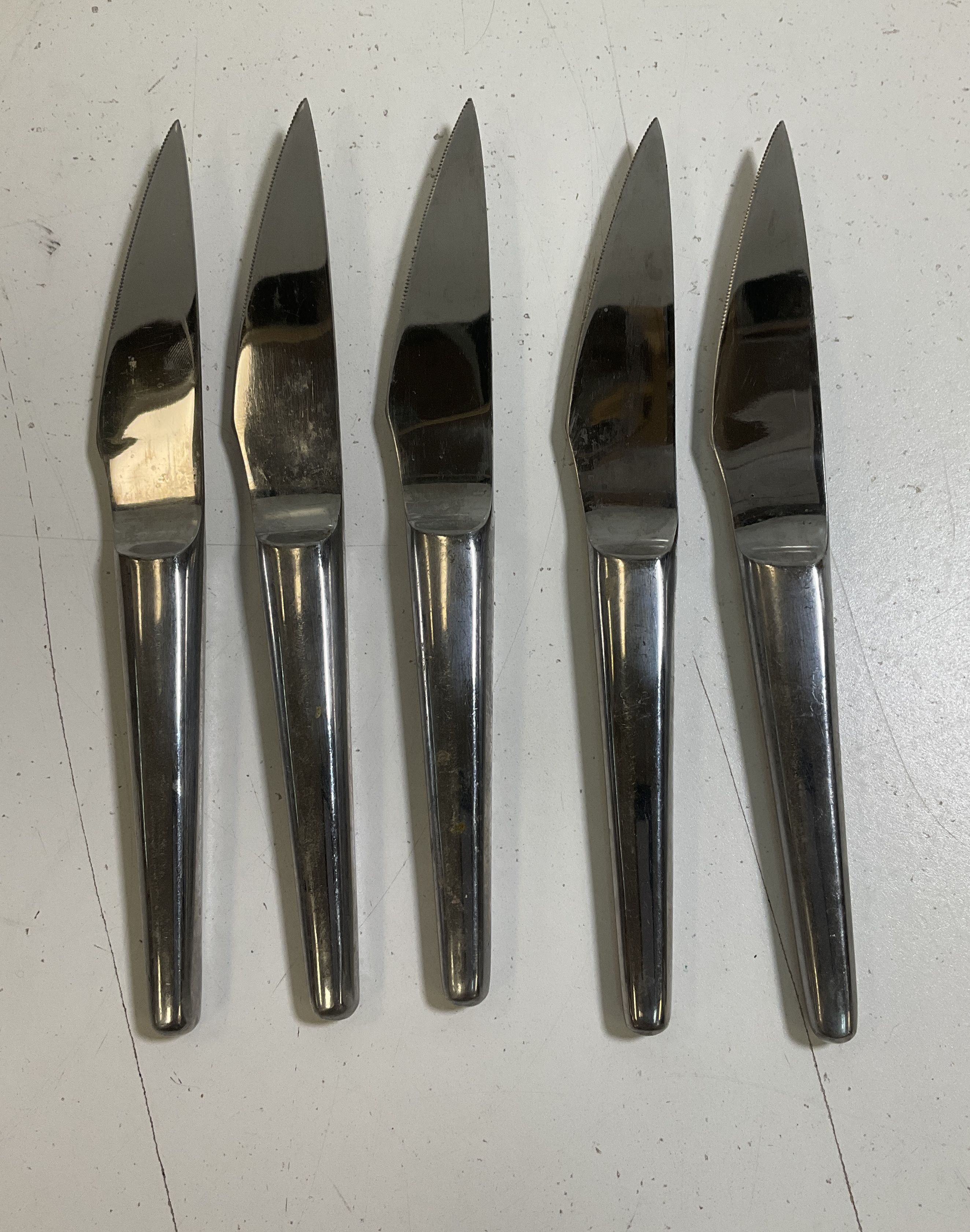 Vintage MCM Vernco Steak Knife Set 5pc Stainless Steel Japan w/ Wood Block