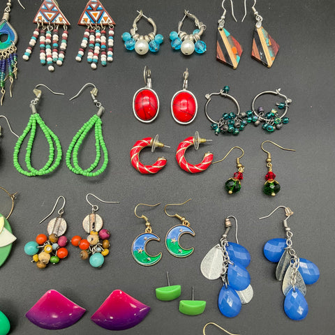 Vintage to Modern Costume Jewelry Earring Lot 0.49 Lbs Boho Beaded Floral