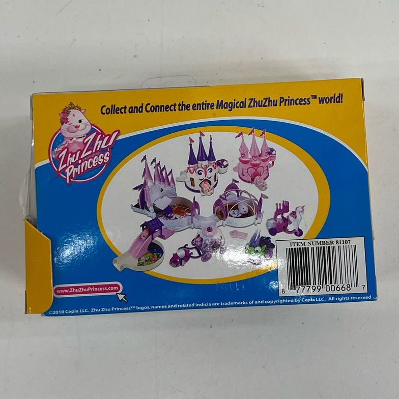 NIB Collectible Cepia LLC. Magical Zhu Zhu Princess Hamster Toy c2010