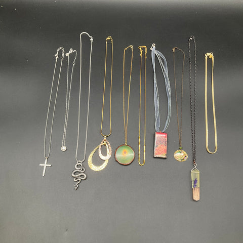 Fashion & Costume Jewelry Lot of 10 Necklaces Snake Cross Floral Pendants