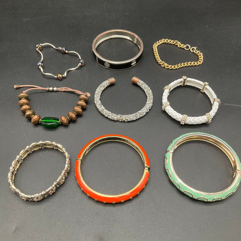 Mixed Bracelet Lot of 22 Boho Beaded Enamel Bangles Shell Rhinestone Gold Tone