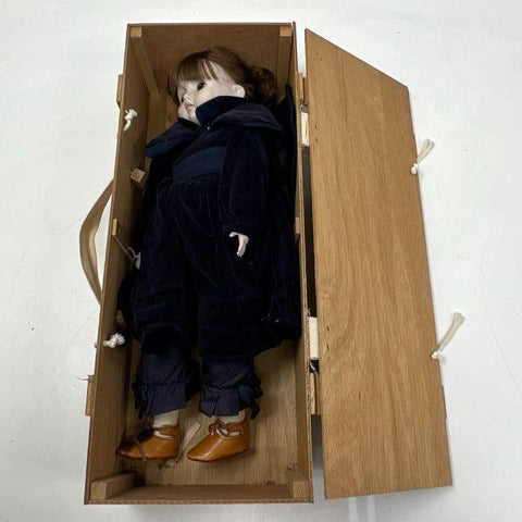 Vintage 1977 Claudie et Claude Sankyo Music Box Doll Porcelain w/ Wood Box Case