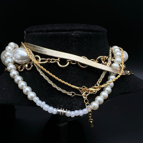 Mixed Costume Jewelry Necklace Lot Faux Pearl Beaded Chain Pendants 11+ Pieces