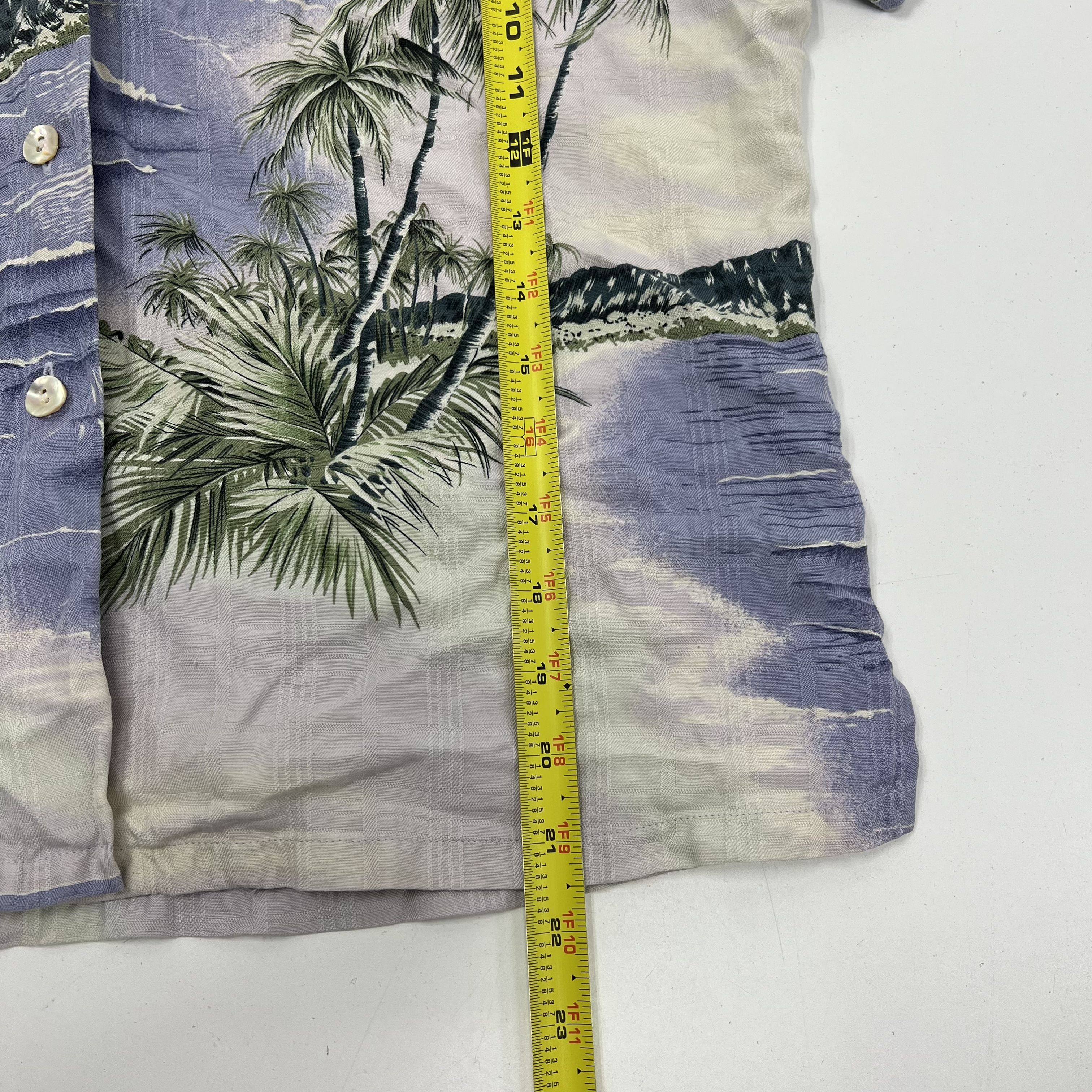 Tommy Bahama Purple Silk Hawaiian Tropical Print Camp Shirt Blouse Women's L