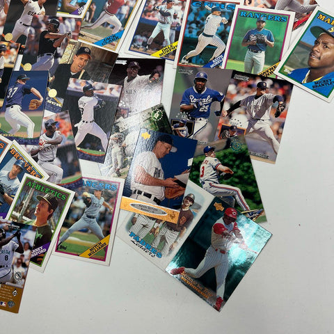 Derek Jeter Rookie + 100+ Card Lot 1980s-90s Topps Upper Deck MLB Baseball