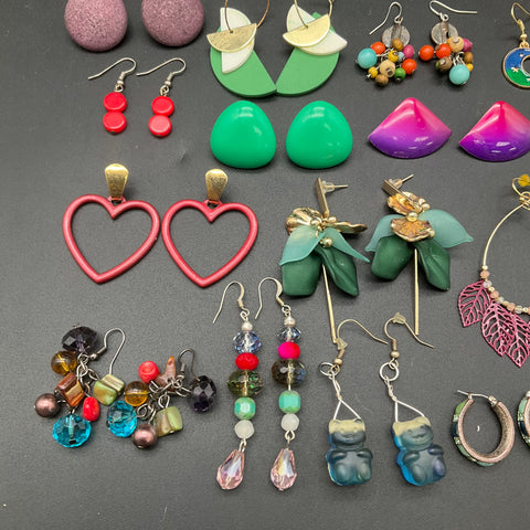 Vintage to Modern Costume Jewelry Earring Lot 0.49 Lbs Boho Beaded Floral