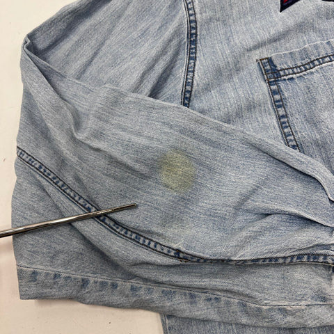 Vintage Y2K Levi's Men's Star Embroidered Light Wash Denim Shirt Sz L
