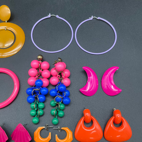 Vintage 80s Retro Pierced Earrings Fashion Jewelry Lot 20 Pairs Hoops Enamel