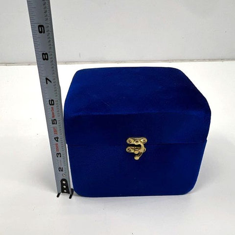 Ceramic Central Asian Tapchan Figurine Men Gathering Hand-Painted With Box