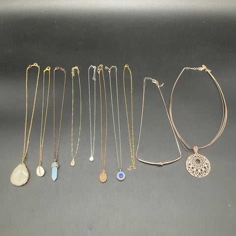 Fashion Costume Jewelry Lot of 10 Necklaces Gold Silver Rose Gold Tone Pendants