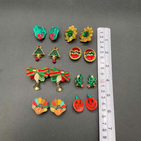 Vintage Holiday Jewelry Lot 8 Pairs Clip On Earrings Christmas Thanksgiving