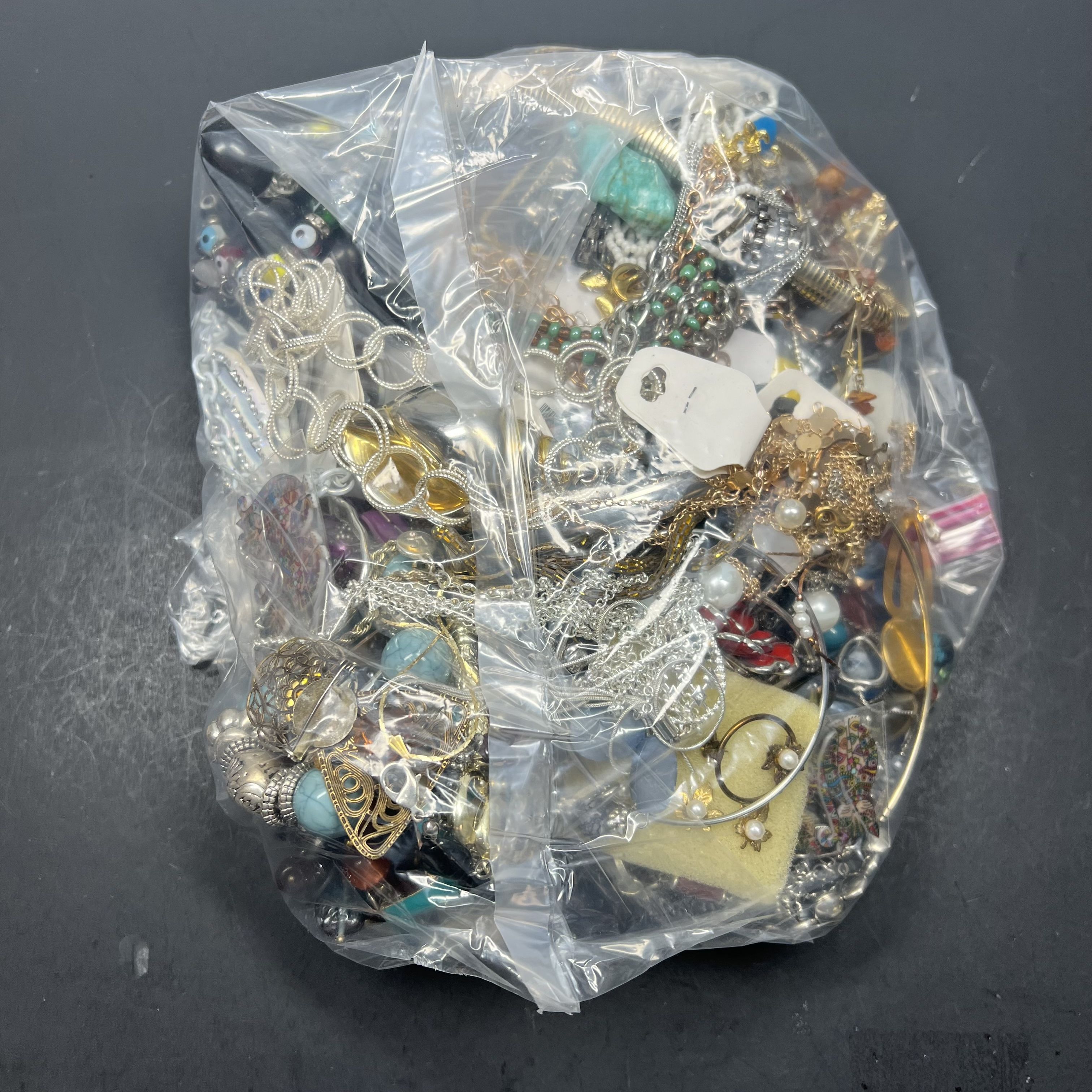 5LB Wearable Costume Jewelry Mixed Items Bag