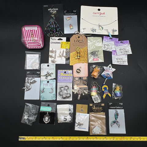 Cat & Jack FAO Schwarz Metal Gallery Jewelry Making Charms Pendants Lot of 25