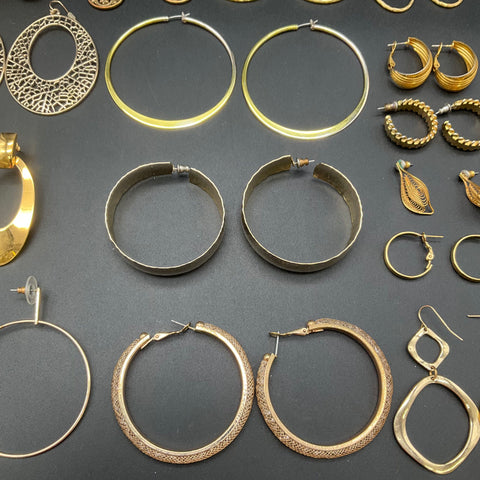 Vintage & Modern Gold Tone Jewelry Lot of 12 Pairs Hoop Dangle Leaf Earrings